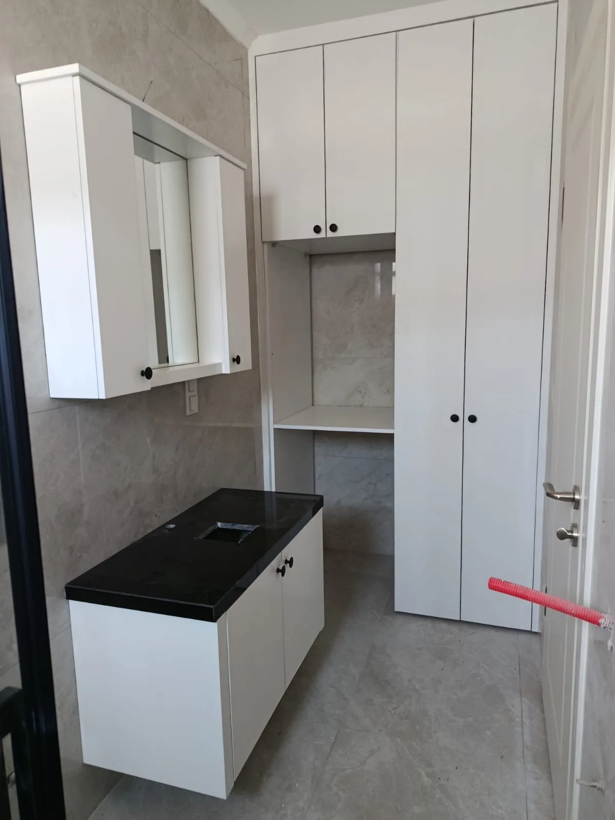 Modern İç Tasarım (Habil Akcabel)